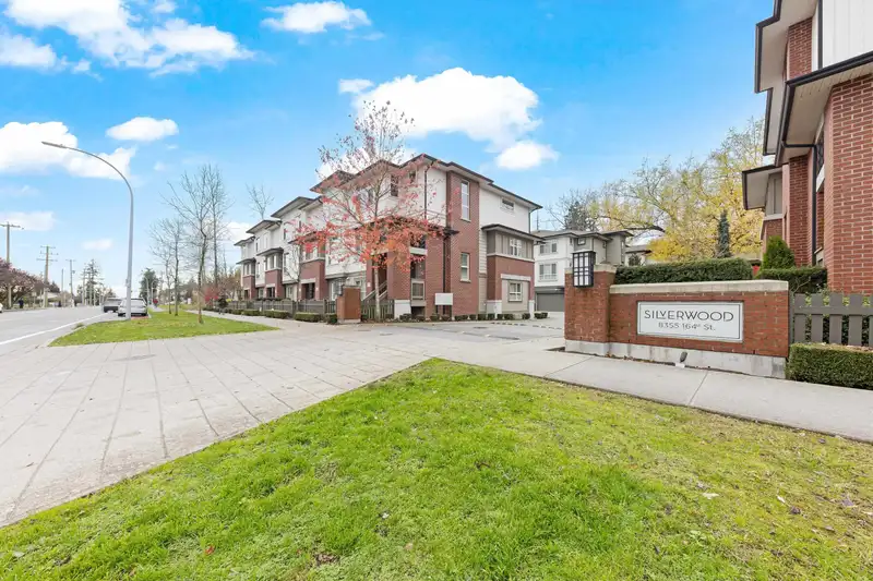 35 8355 164 STREET - photo 1 of 1