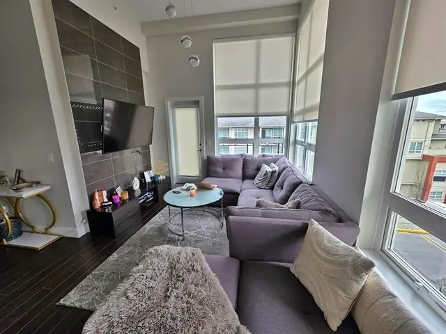 C421 20211 66 AVENUE - photo 4 of 11