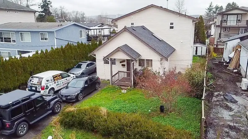 12769 114B AVENUE - photo 1 of 23