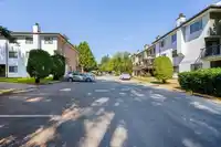 103 7090 133B STREET - thumbnail 12