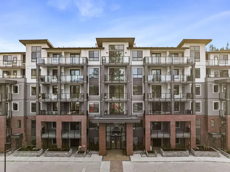 510 45505 CAMPUS DRIVE - photo 1 of 16