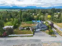 18377 74 AVENUE - thumbnail 3