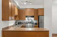 214 13277 108TH AVENUE - thumbnail 4