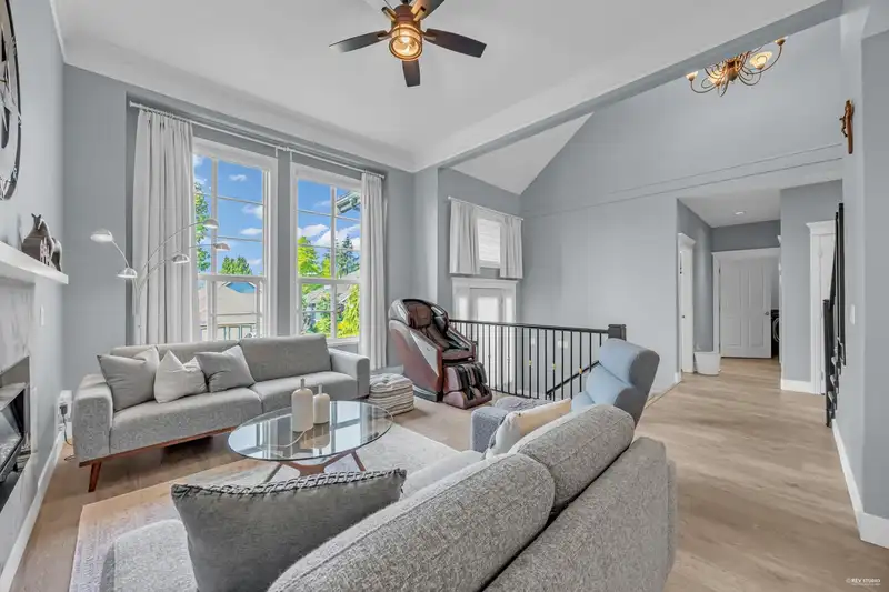15386 SEQUOIA DRIVE - photo 4 of 40