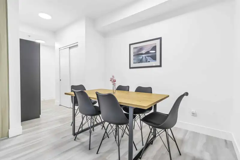 101 15628 104 AVENUE - photo 4 of 40