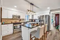 15736 108A AVENUE - thumbnail 13