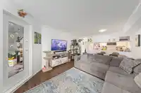 313 10533 UNIVERSITY DRIVE - thumbnail 4