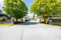 1 8257 121A STREET - thumbnail 16