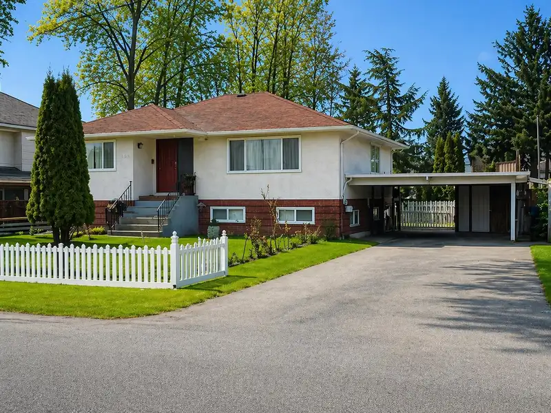14844 103A AVENUE - photo 2 of 2