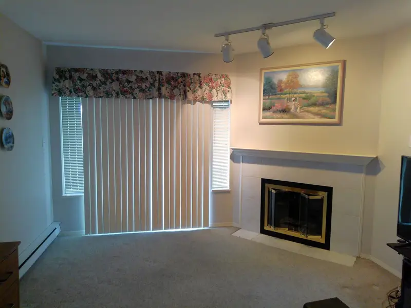 11502 BURNETT STREET - photo 4 of 25