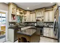 7833 147A STREET - thumbnail 4
