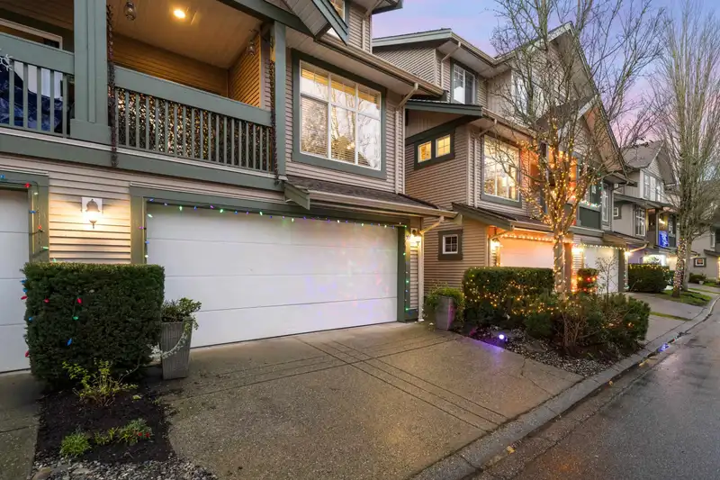 39 6050 166 STREET - photo 3 of 39