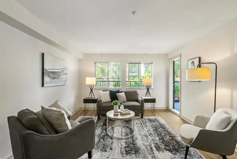 203 8695 160 STREET - photo 2 of 33