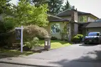7335 141A STREET - thumbnail 1