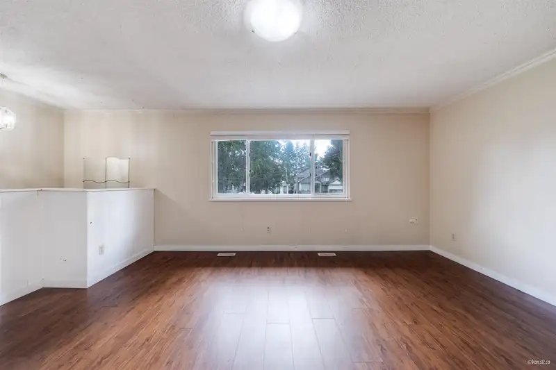 9689 131 STREET - photo 4 of 38