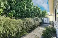 21 8078 KING GEORGE BOULEVARD - thumbnail 23