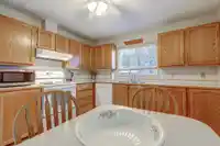 21 8078 KING GEORGE BOULEVARD - thumbnail 9