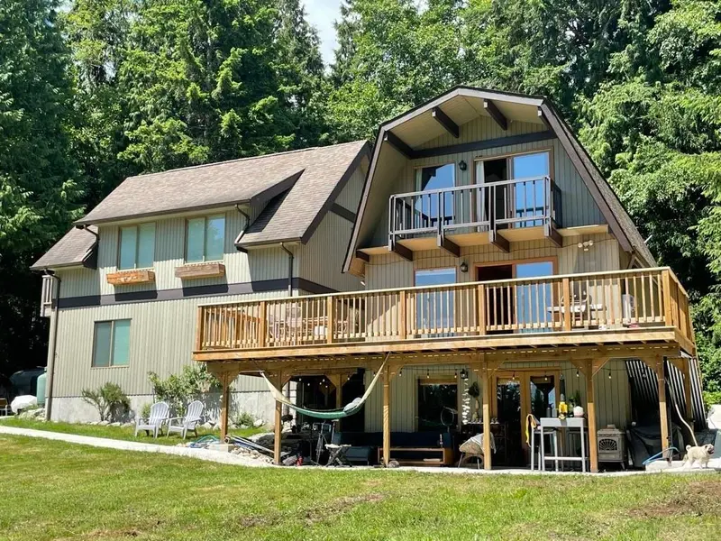 2617 SUNSHINE COAST HIGHWAY - photo 1 of 22