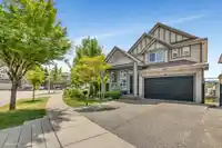 6277 146A STREET - thumbnail 2