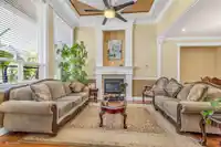 6277 146A STREET - thumbnail 6