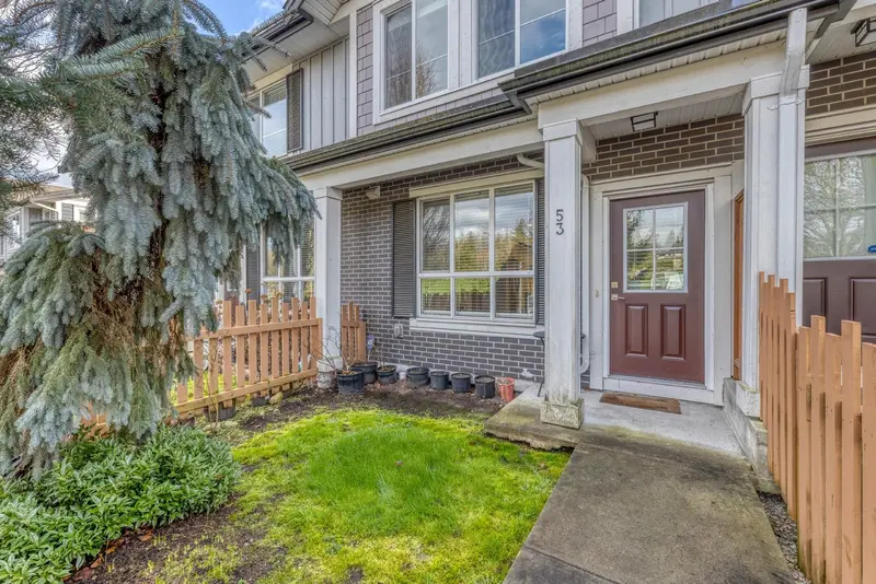 53 7157 210 STREET - photo 2 of 25