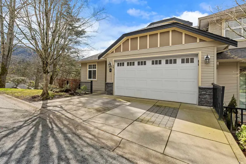 33 36260 MCKEE ROAD - photo 1 of 25