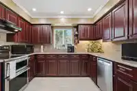 9274 155 STREET - thumbnail 10
