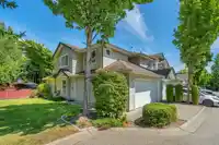 1 6747 137 STREET - thumbnail 1