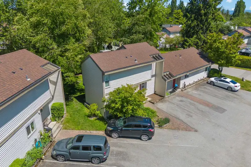 6191 E GREENSIDE DRIVE - photo 3 of 28