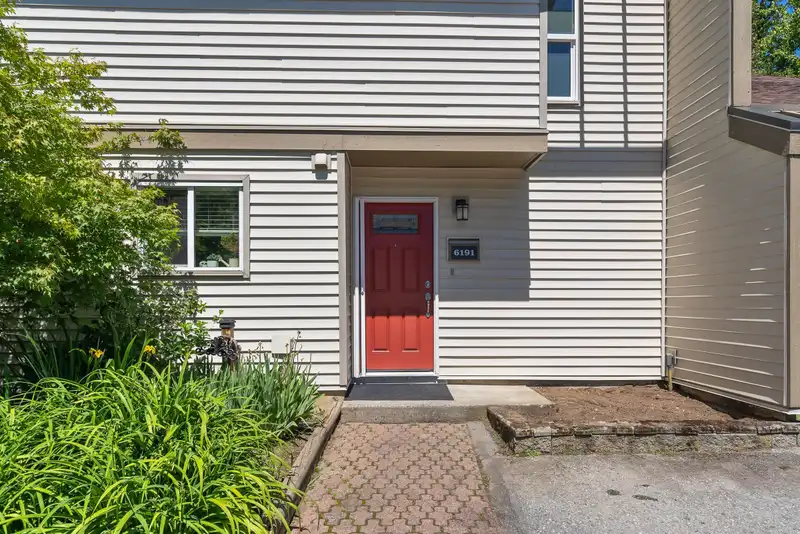 6191 E GREENSIDE DRIVE - photo 4 of 28