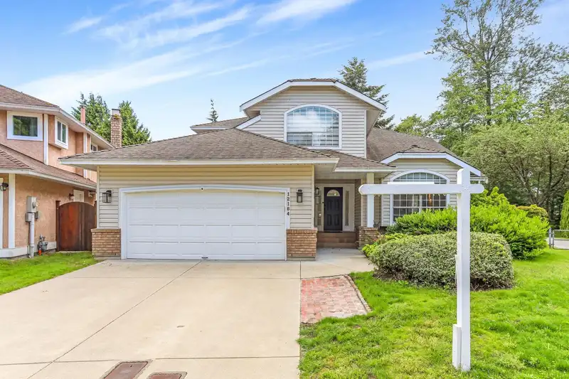 12164 NORTHPARK CRESCENT - photo 2 of 9
