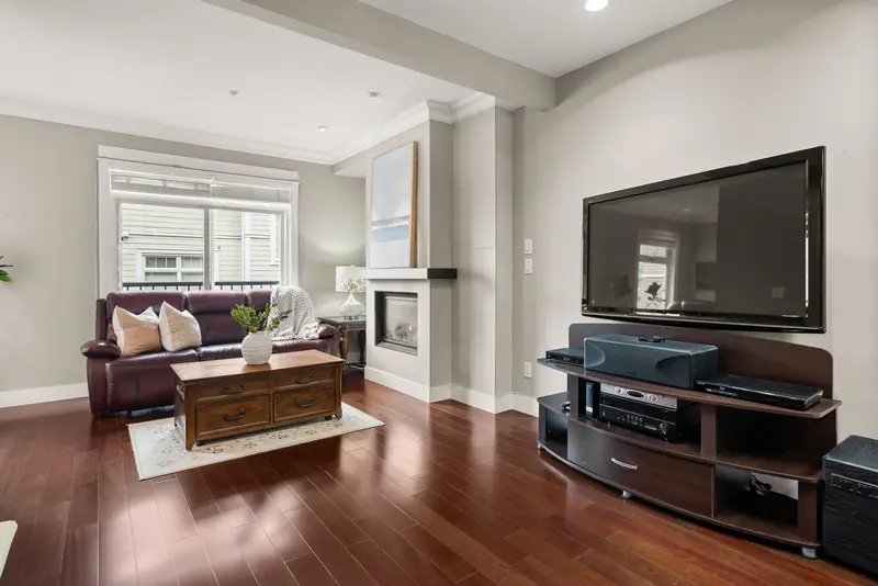 26 2689 PARKWAY DRIVE - photo 4 of 25