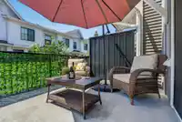 54 5945 176A STREET - thumbnail 34