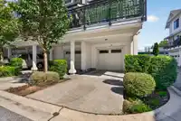 54 5945 176A STREET - thumbnail 39