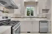 8245 144A STREET - thumbnail 16