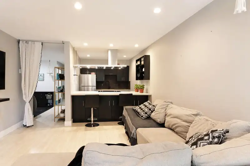 213 5906 176A STREET - photo 1 of 29