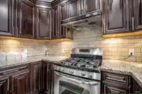 9933 116A STREET - thumbnail 15