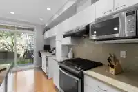 11 15068 58TH AVENUE - thumbnail 12