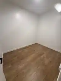 213 14398 60 AVE STREET - thumbnail 4
