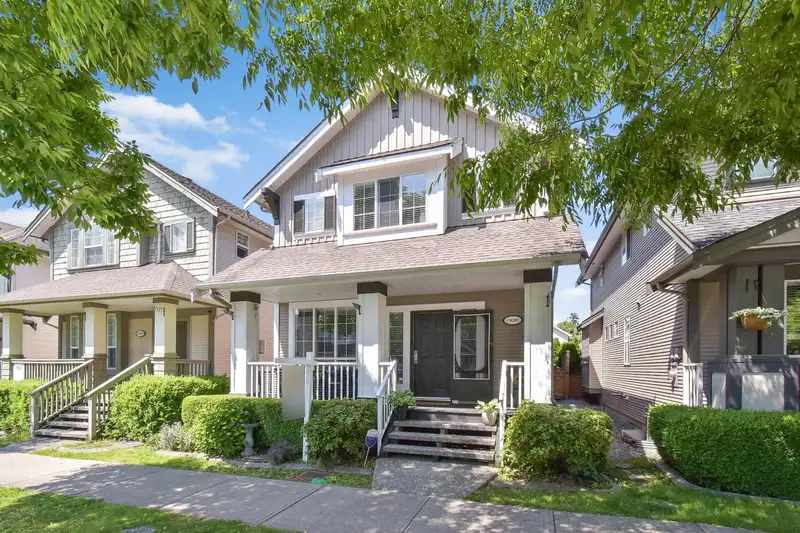 19087 69A AVENUE - photo 1 of 37