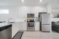 32 14555 68 AVENUE - thumbnail 4