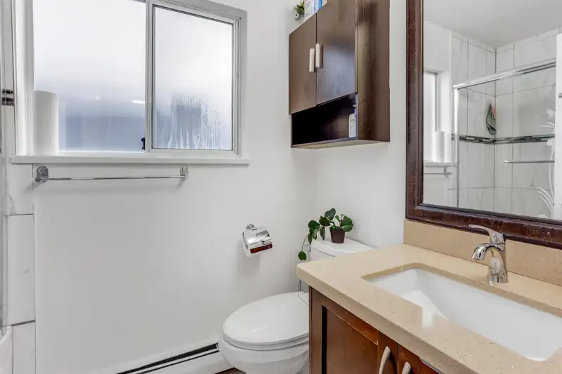 8502 148 STREET - photo 2 of 24