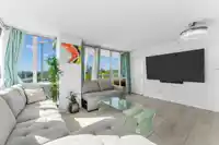 807 9981 WHALLEY BOULEVARD - thumbnail 14