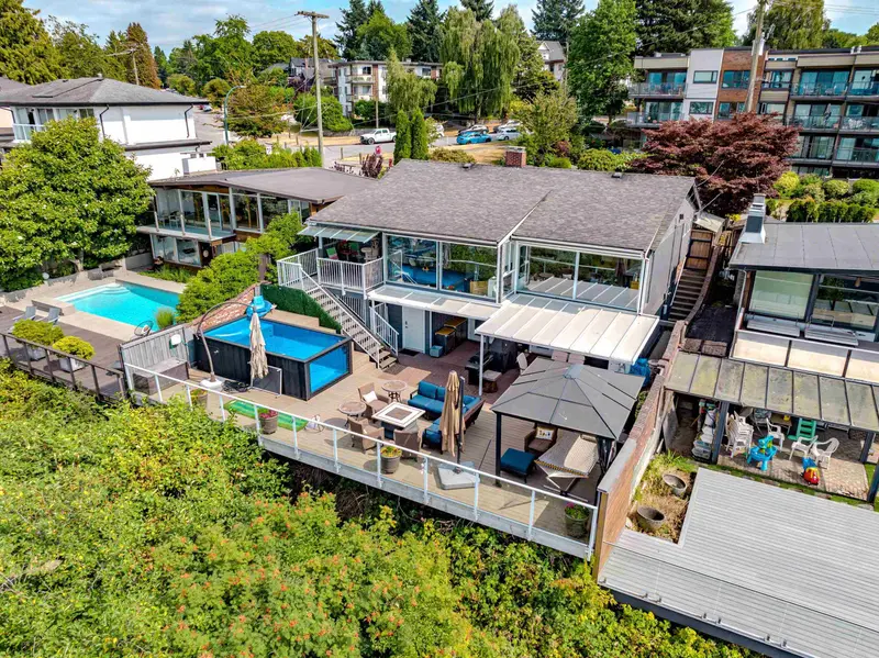 2385 WALL STREET - photo 1 of 25