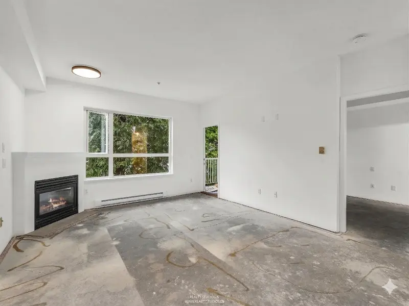 206 3151 CONNAUGHT CRESCENT - photo 3 of 25