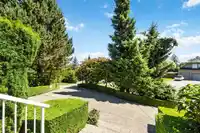 8883 164A STREET - thumbnail 6
