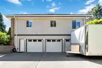 8883 164A STREET - thumbnail 8