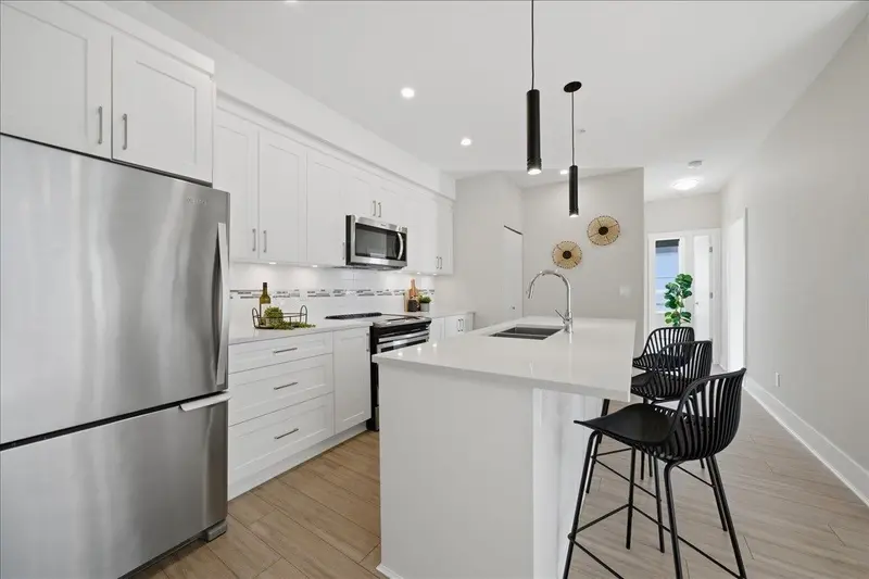 22335 MCINTOSH AVENUE - photo 3 of 25