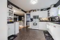 13225 87B AVENUE - thumbnail 8