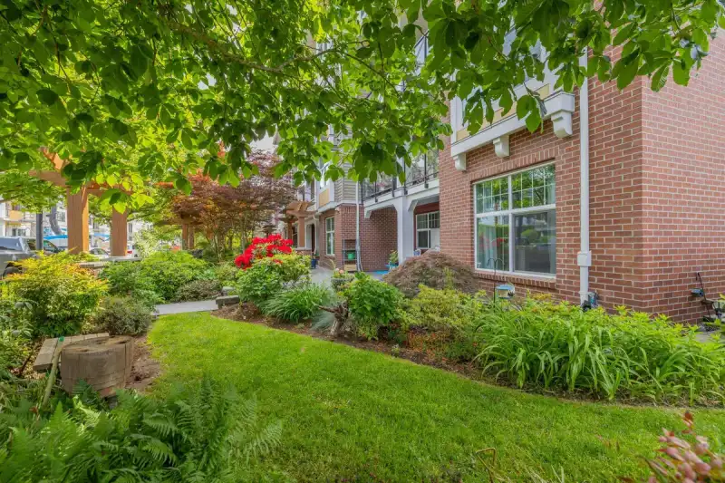 111 17712 57A AVENUE - photo 1 of 40